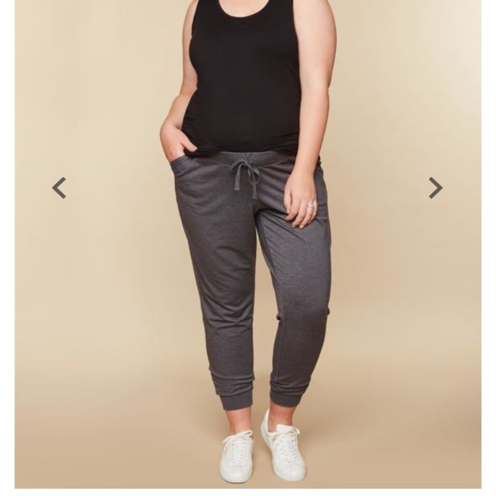 Motherhood Maternity joggers - Picture 1 of 5